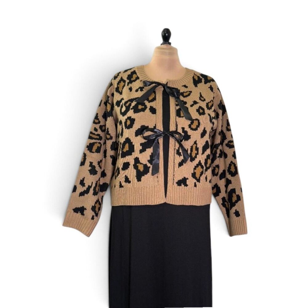ASHLEY STEWART Animal Print Tie Front Cardigan, NWT! Size 18/20